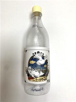 소성주 투명색 병.