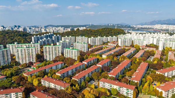 재건축에 들뜨는 서울 목동 아파트 단지 일대.