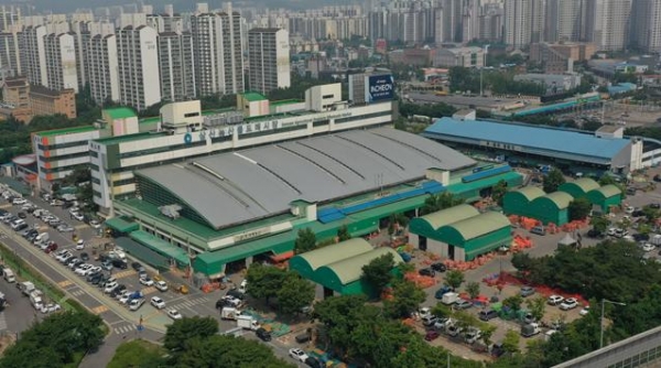 현대화가 추진되는 인천 삼산 농산물 도매시장.